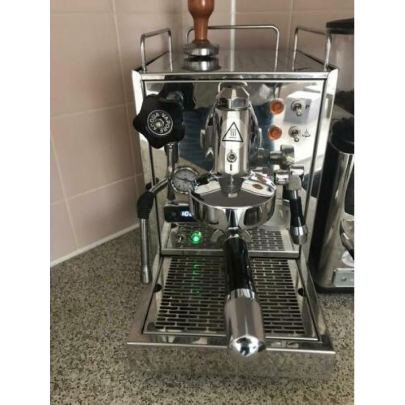 Ecm Classika ll pid en s-automatik 64 (maler).
