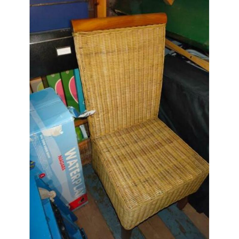 GRATIS rotan stoel