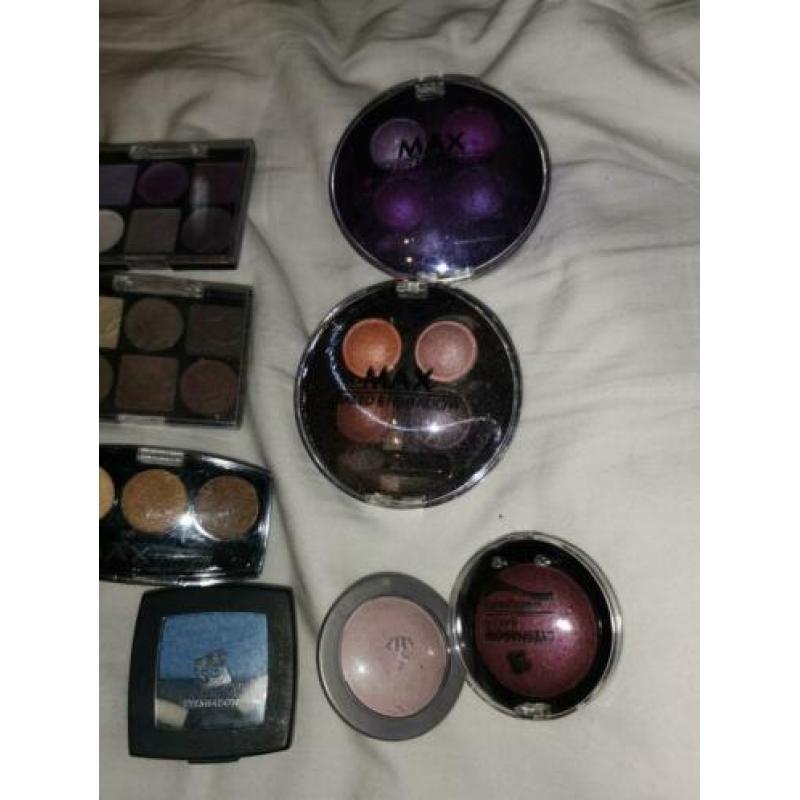Make-up