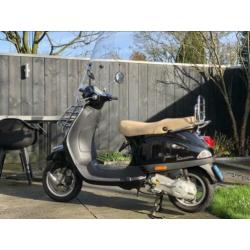 Vespa LX 4t snor 2011 4.765KM