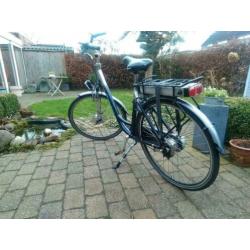 Elektrische damesfiets (laag model)