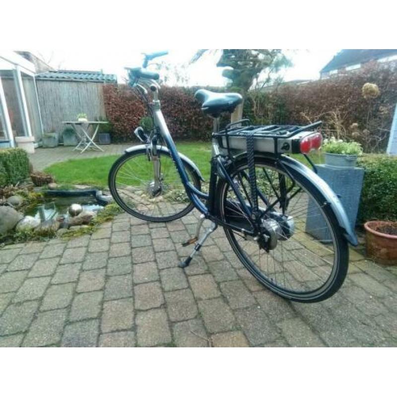 Elektrische damesfiets (laag model)