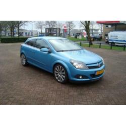 Opel Astra GTC 1.9 CDTi Cosmo NAVI PDC AIRCO NEW APK