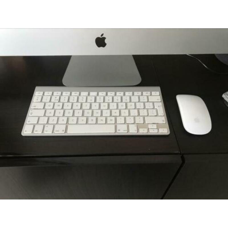 iMac 27 inch, i5 - mid 2011