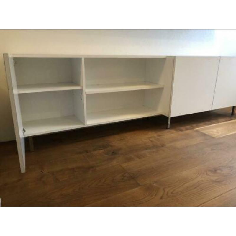 MOET WEG!!!! Mooie witte stevige dressoir 250cm breed