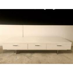 Stijlvol wit dressoir 176 cm x 60 cm x 35 cm