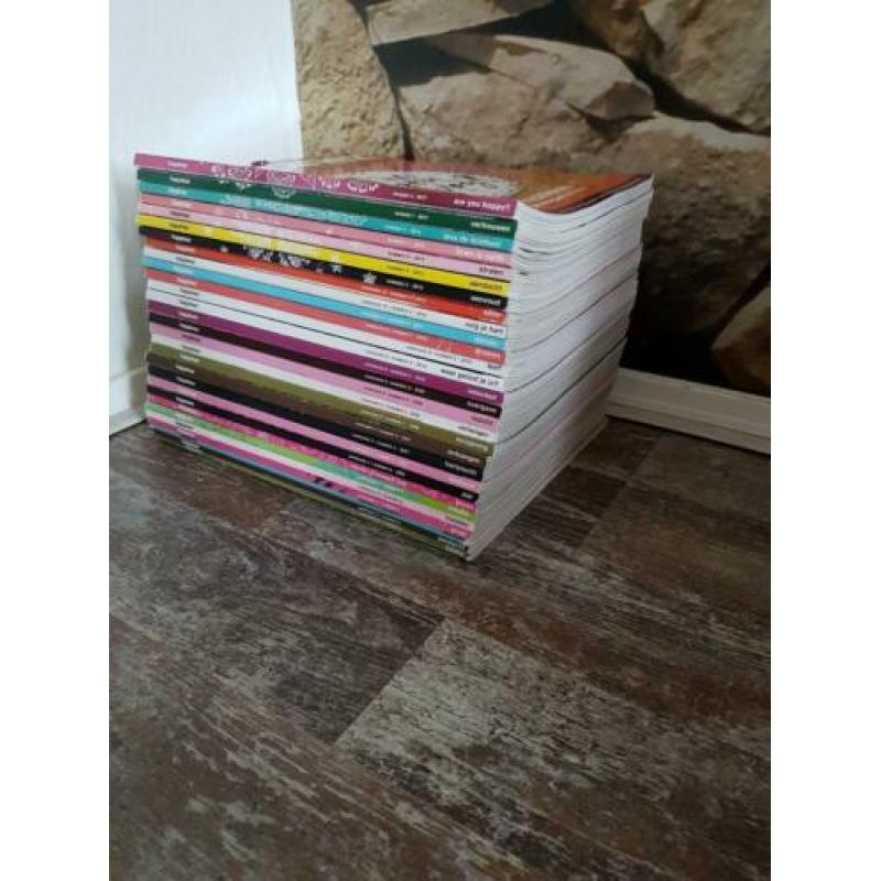 29 stuks Happinez tijdschriften