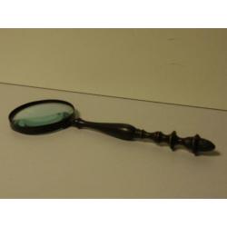 Antiek vergrootglas / loep met mooi bewerkt bronzen handvat