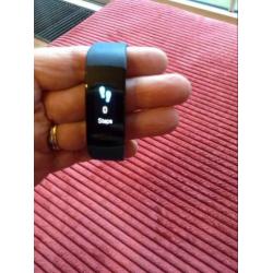 Tracker met hartslagmeter en bloeddrukmeter