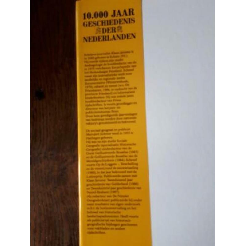 Boek 10.000 jaar geschiedenis der Nederlanden. 287 bladzijde