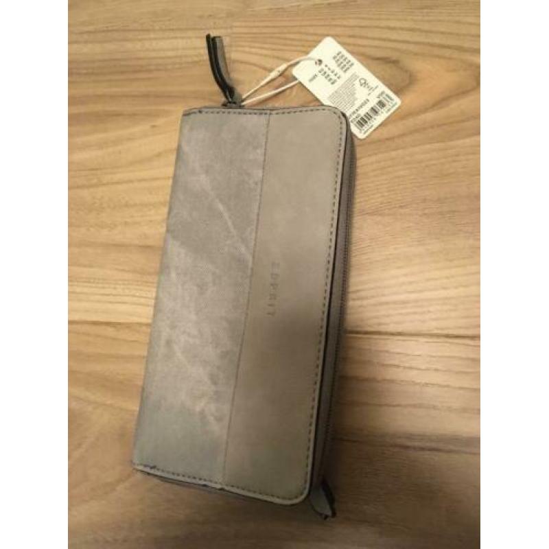 Nieuwe Esprit tas en portemonnee