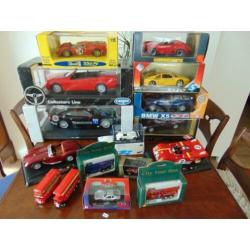 Grote verzameling modelauto,s schaal 1-18- 1-12-1,87- 1-43