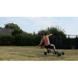 Off-road elektrische skateboard