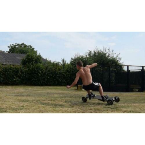 Off-road elektrische skateboard
