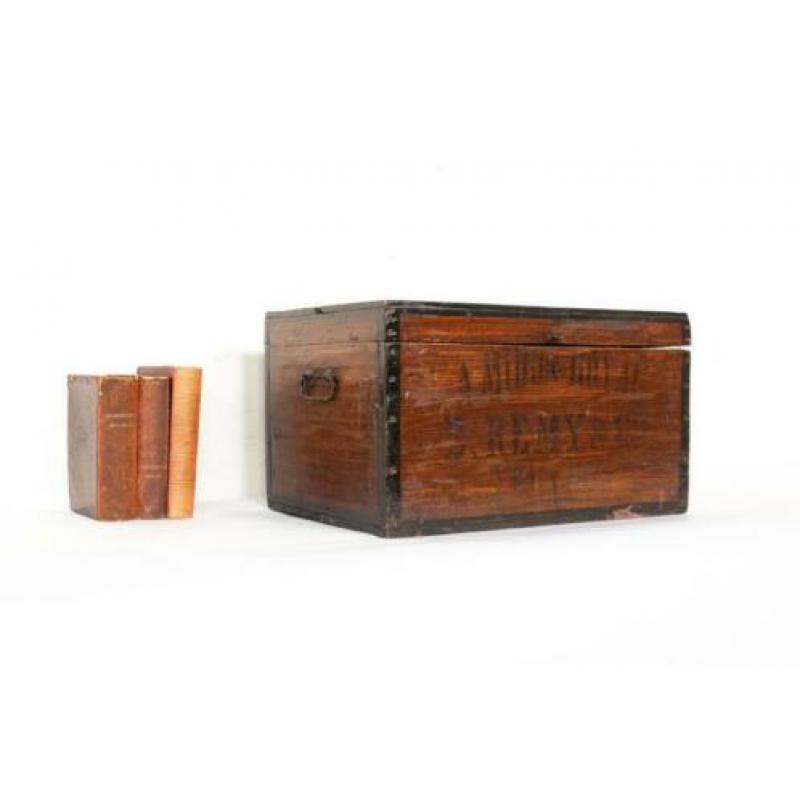 Antieke houten industriële meel kist Leuven