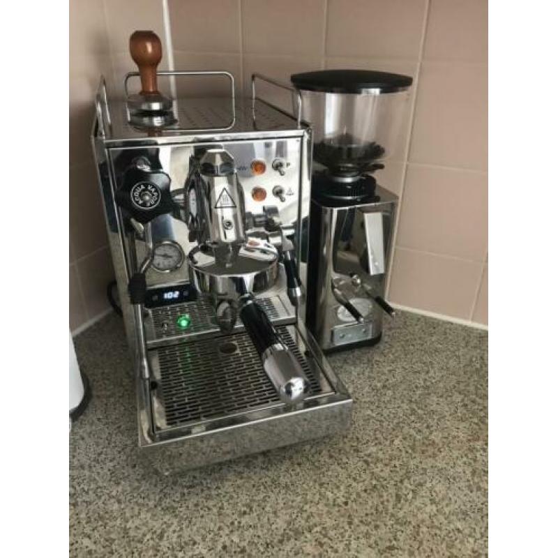 Ecm Classika ll pid en s-automatik 64 (maler).