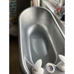 Bebejou badje met standaard en tummytub zilver/grijs