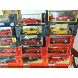 Grote verzameling modelauto,s schaal 1-18- 1-12-1,87- 1-43