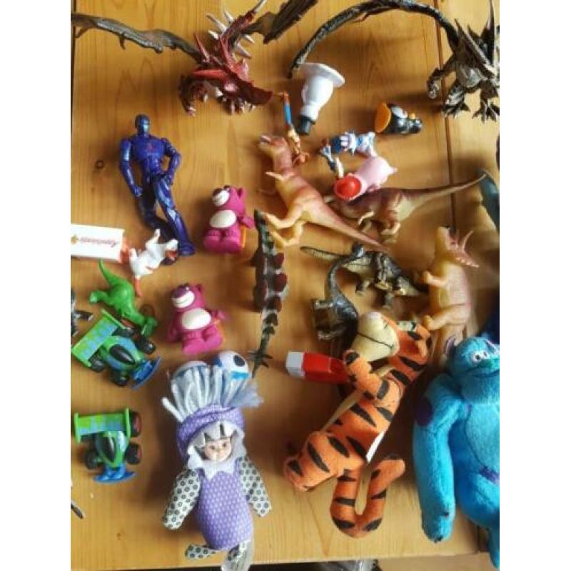 Iron man, monsters en co, dinosaurus, draken, toy story etc
