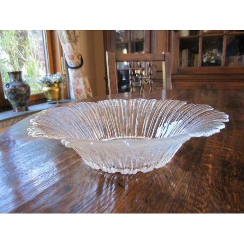 Vintage structuurglas bowl - schaal - bloem - zwaar
