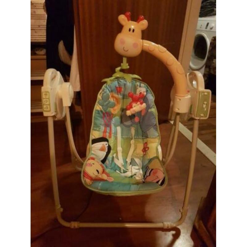 Babyswing / schommelstoeltje met muziek