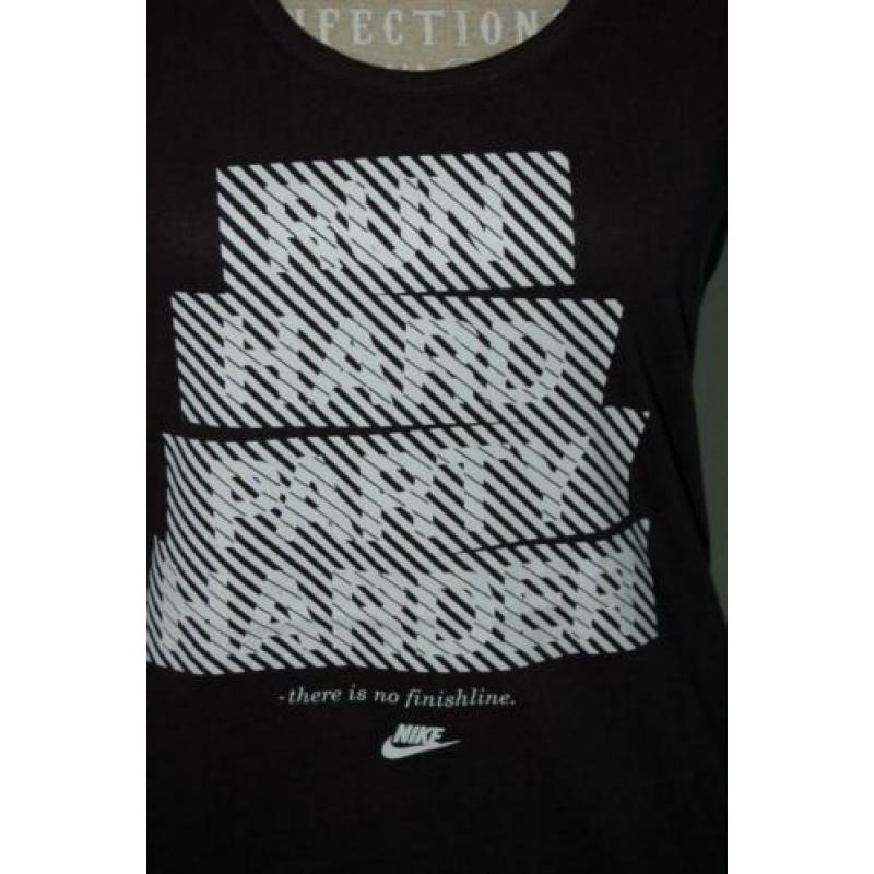 NIEUWE NIKE, DRI FIT GLOW IN THE DARK tee, zwart, Mt. M
