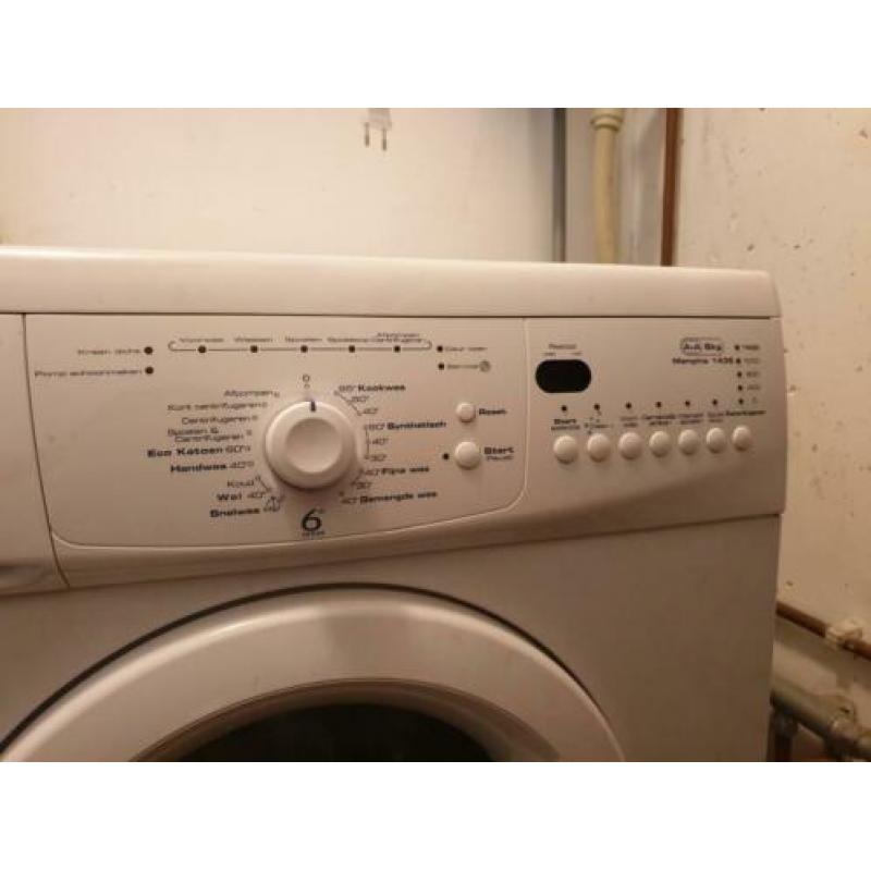 Wegens verhuizing, aangeboden Whirepool wasmachine.