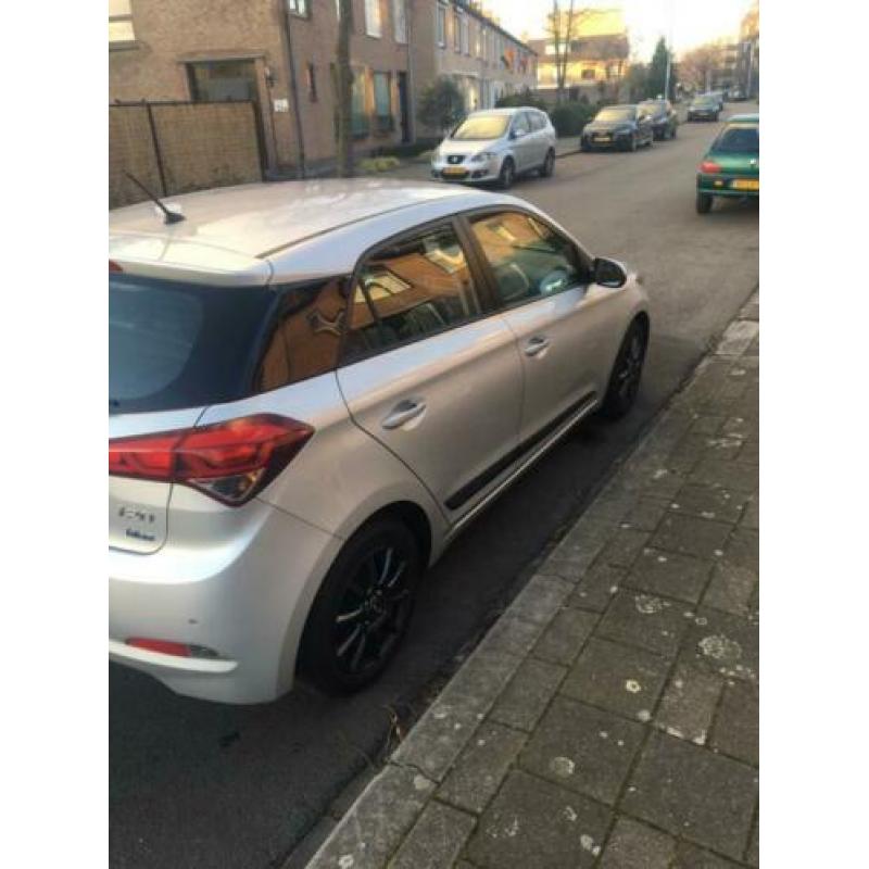 Hyundai I 20 1.2 I 5-DRS 2015 Grijs