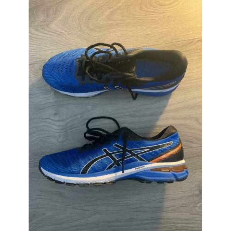 ASICS Hardloop schoenen (44) GT-2000