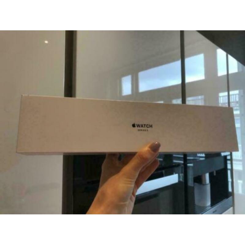Iwatch - Apple Watch serie 3 goud (roségoud)