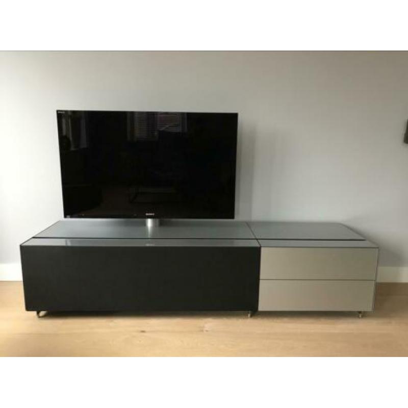 SPECTRAL COCOON tv-meubel met SONOS Playbar steun