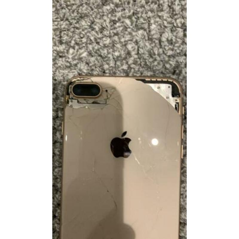 iPhone 8 Plus 64gb te koop!