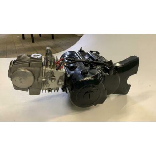 Honda Nice motorblok —> Monkey Gorilla Dax ss50 c50