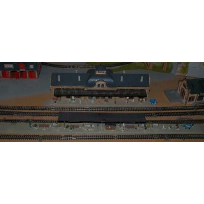 Station Altstadt met extra perron