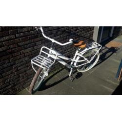 Wit 24inch transportfiets handrem, terugtraprem voordrager.