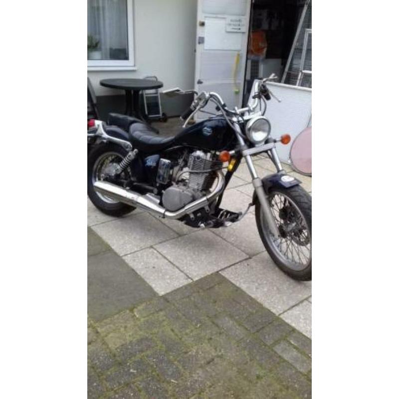 Motor Suzuki LS 650