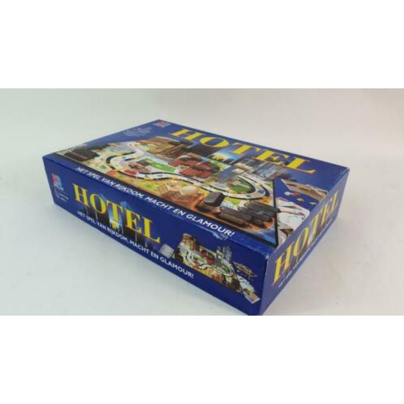 Hotel, bordspel MB Spellen uit 1996, helemaal compleet. 8C3