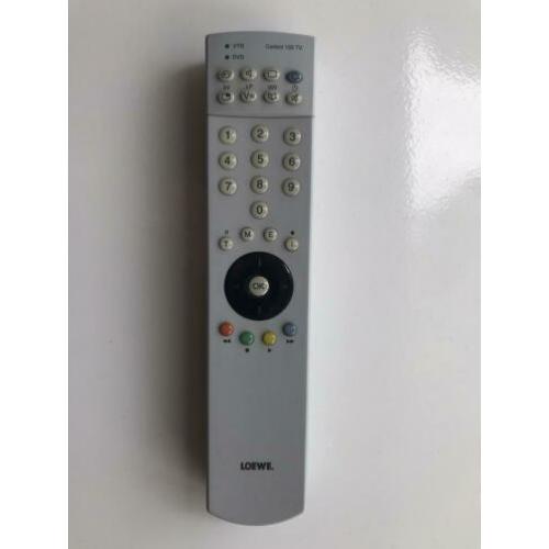 2 afstandsbedieningen voor Loewe control 150 tv