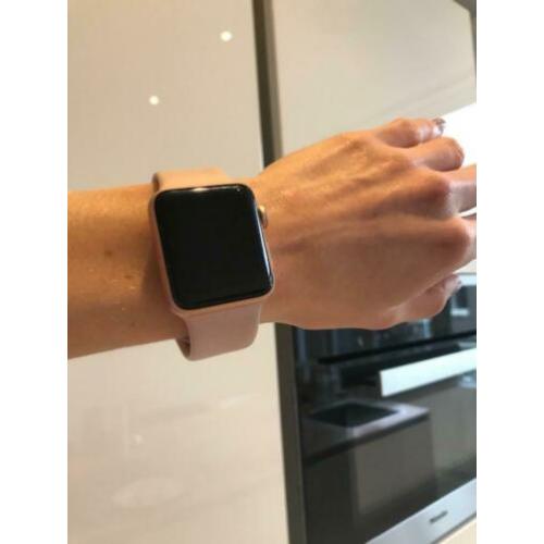 Iwatch - Apple Watch serie 3 goud (roségoud)