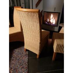 Nog heel nette rieten / rotan eetkamer stoelen