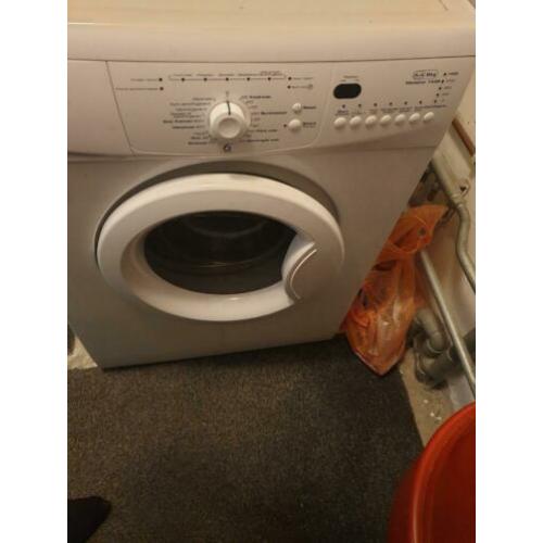 Wegens verhuizing, aangeboden Whirepool wasmachine.