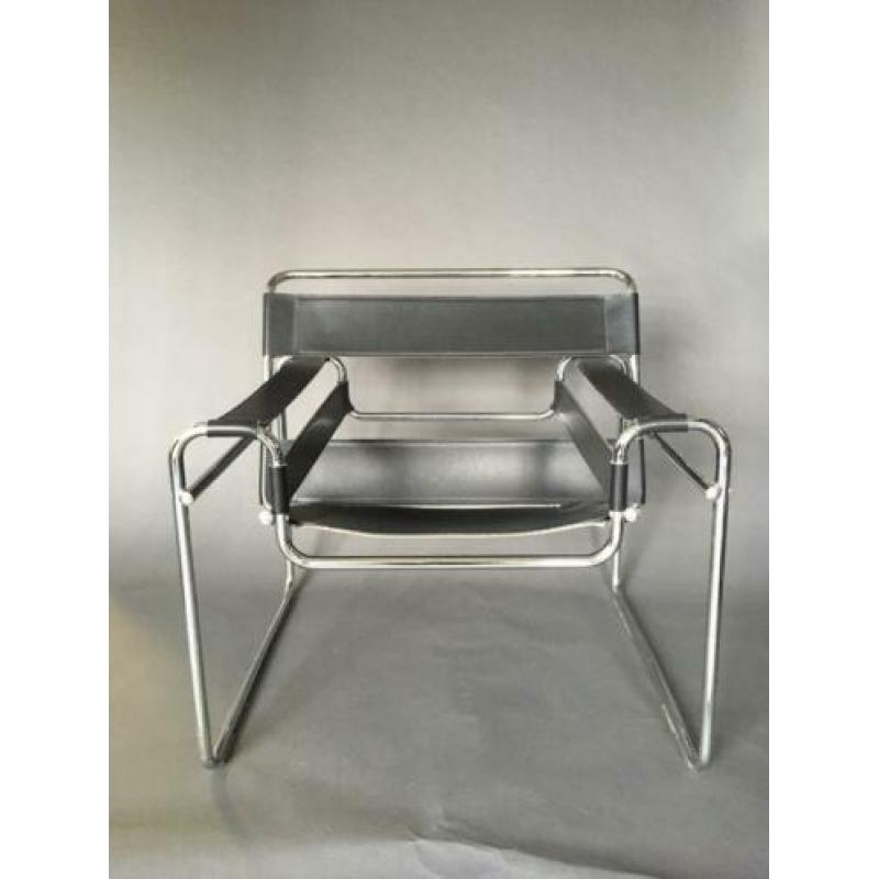 Breuer Wassily Bauhaus chroom buizenstoel fauteuil leer