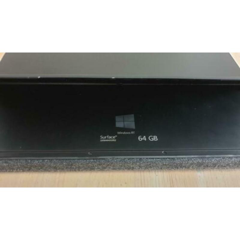 Microsoft Surface RT 64GB 2GB RAM met touchcover