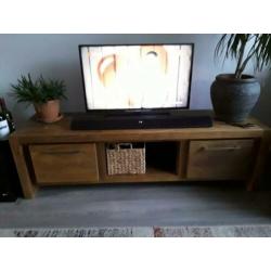 Meubelset tv meubel, salontafel, eettafel.