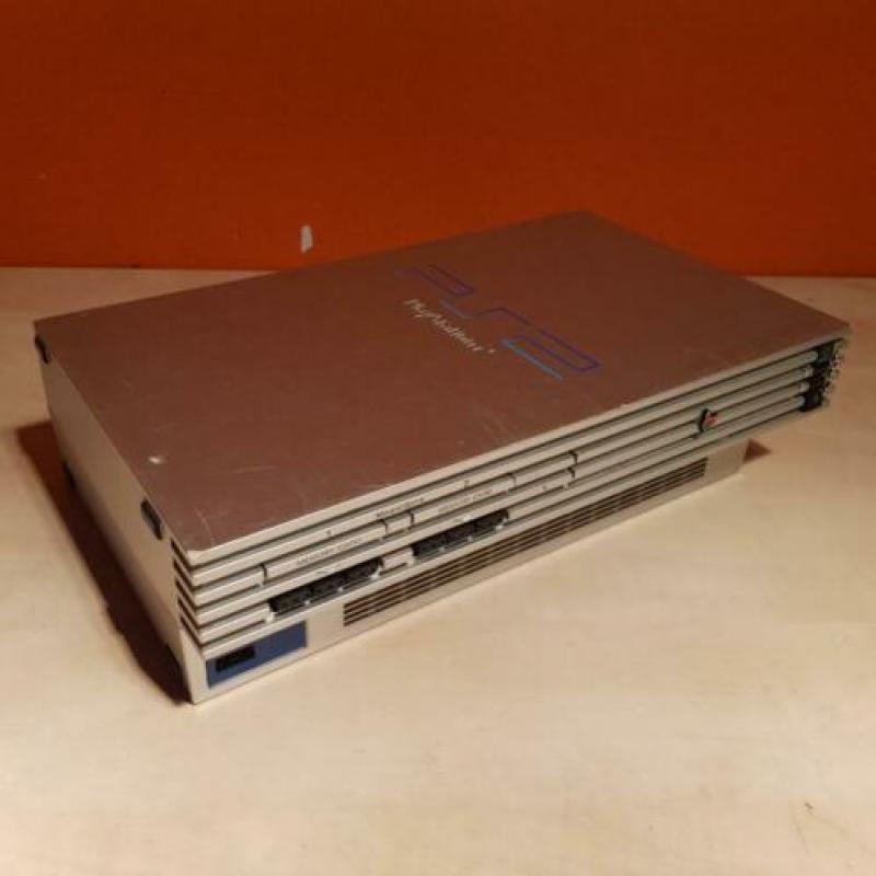 Sony Playstation 2 silver || Nu voor maar €19.99
