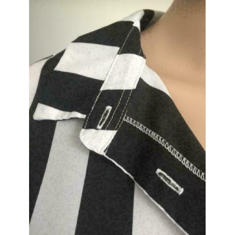 D697 Zwart/wit gestreepte blouse tuniek lang top maat S/M