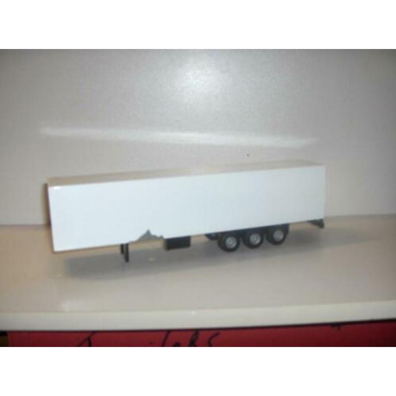Kasten trailer lion toys