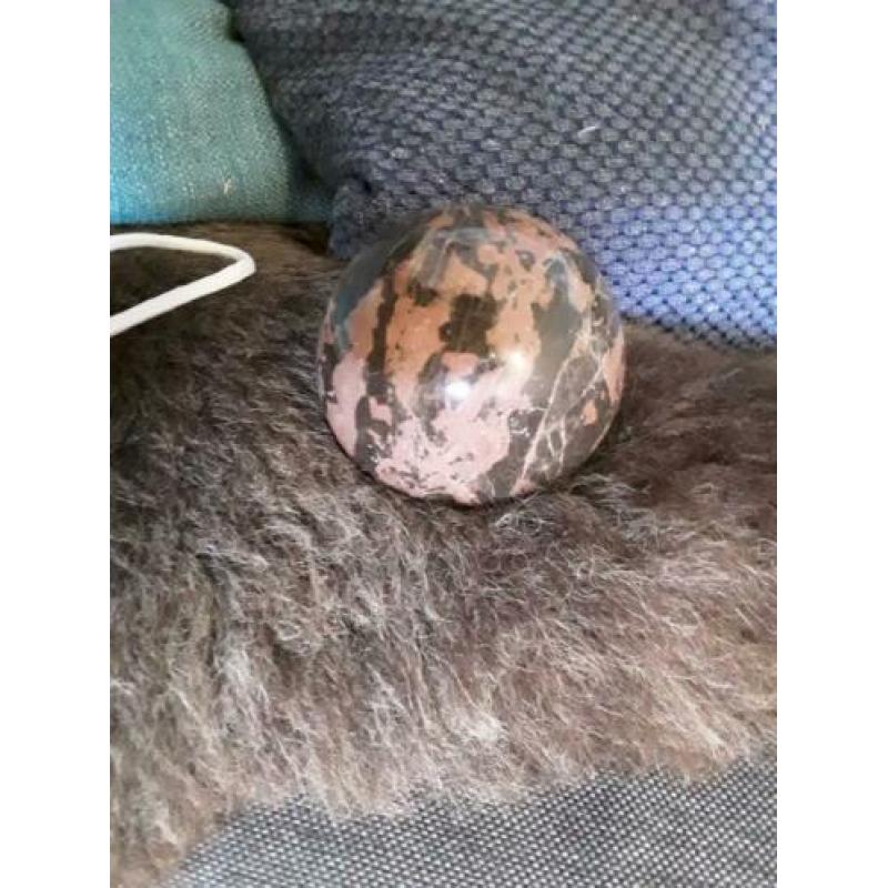 edelsteen bol. zeer groot