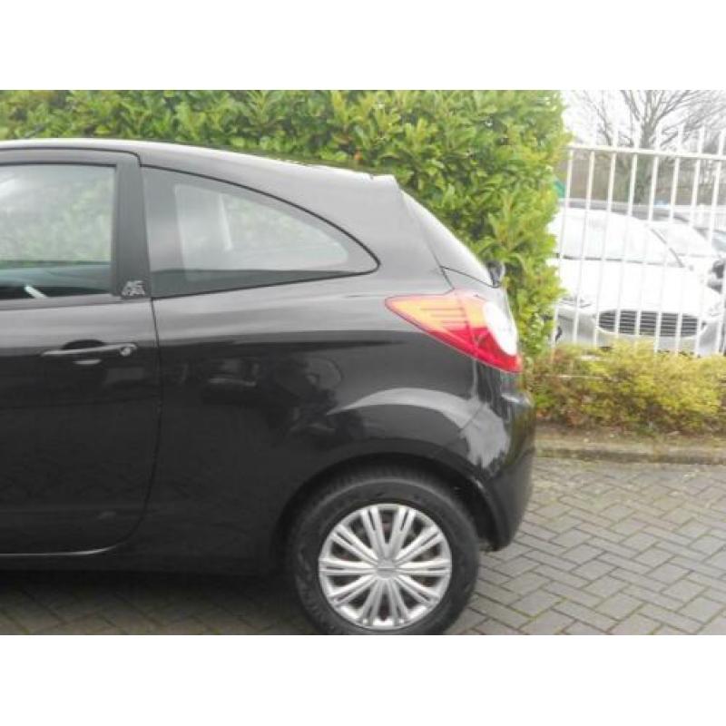 Ford Ka Cool & Sound 1.2 69PK S/S