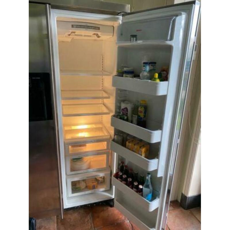 Amerikaanse Bosch Dubbele RVS koelkast/vriezer combi